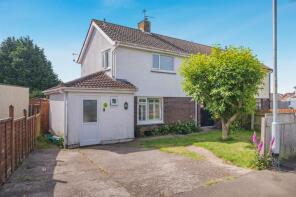 11, Meadway, Caldicot NP26 3SA