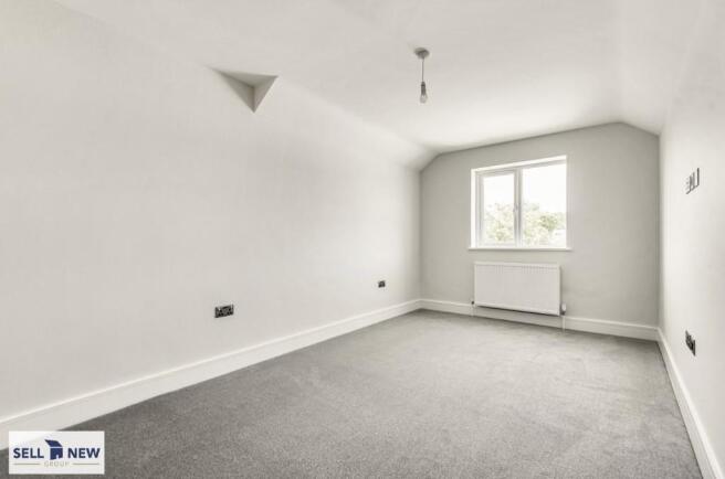 Guest bedroom 
