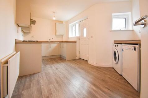 Warwick Close, Blackburn, BB2