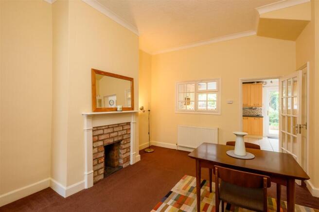 2 bed Terraced for sale Image 5