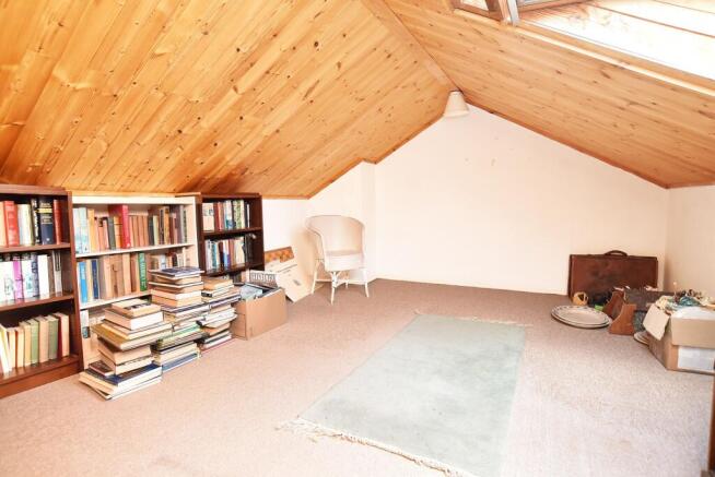 3 bed Semi-Detached for sale Image 8
