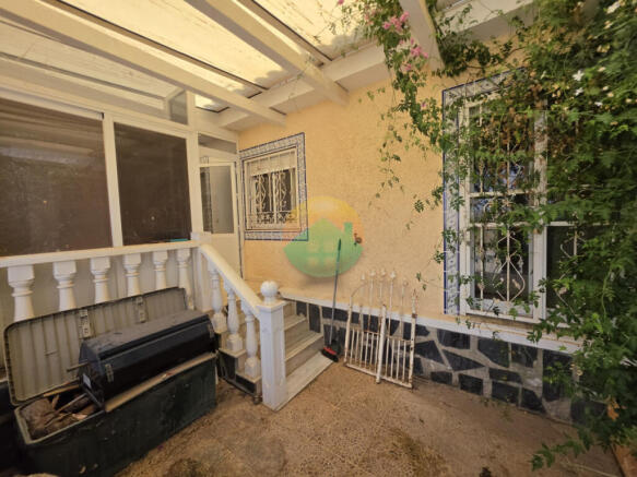 2 Bedroom Semi-Detached For Sale-RED448-3
