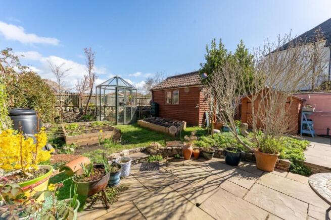 90 High St Yatton BS49 4DW 45.jpg