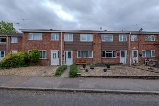 6 Harvey Close
