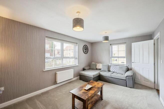 3 bed Semi-Detached for sale Image 4