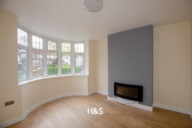 6 Berkeley - Lounge.jpg