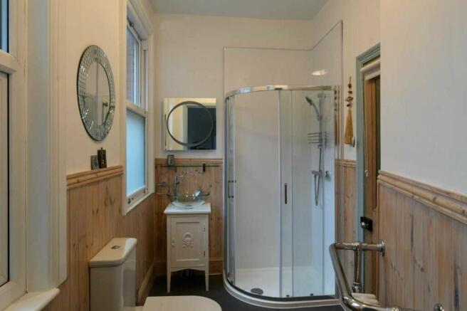 Ensuite