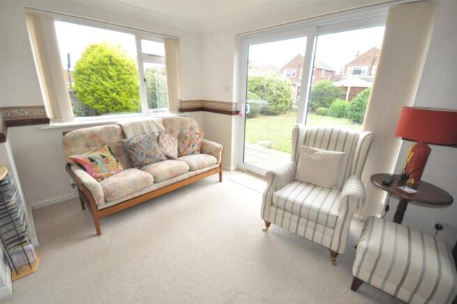 GARDEN ROOM