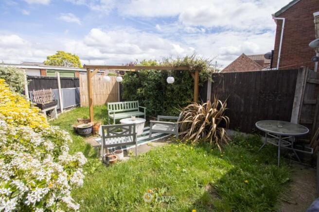 2 bed Semi-Detached for sale Image 4