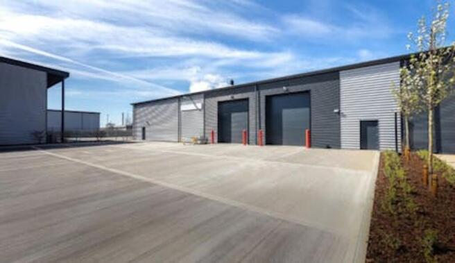 696 Stirling Road 2.jpg