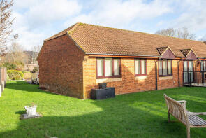 31, 16 Springdale Court, Water Lane, Southampton SO40 3DP