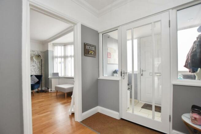 Living room/porch