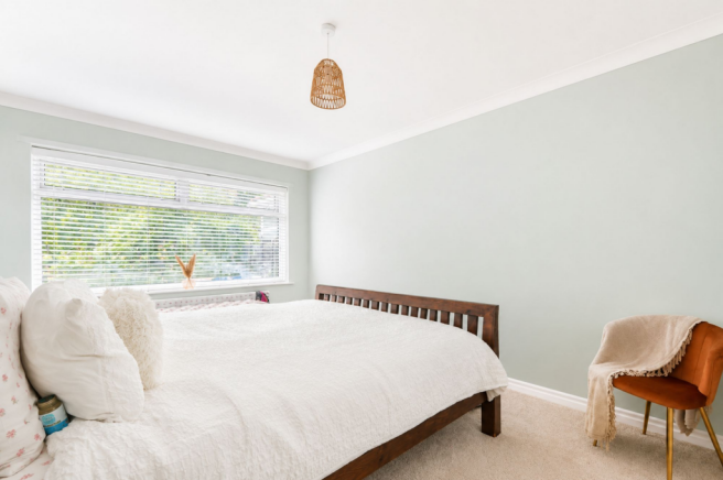 2 bed Semi-Detached Bungalow for sale Image 12