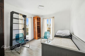 Flat 2, 1 Westmoreland House, Gatcombe Road, Silvertown, London E16 1TA