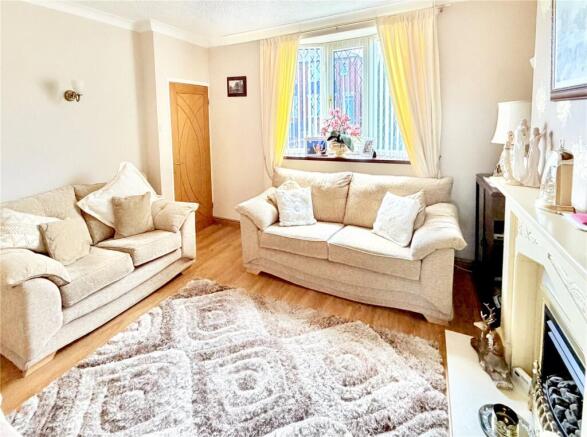 2 bed Terraced for sale Image 4