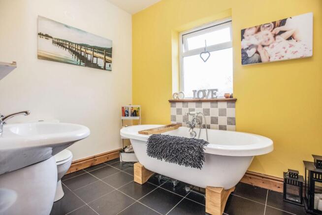 En-suite Bathroom
