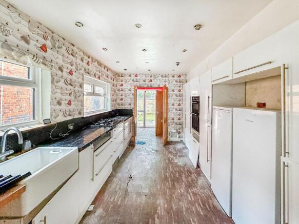 4 bed Terraced for sale Image 5