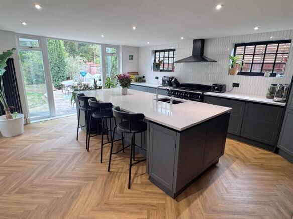 Kitchen 1.JPEG