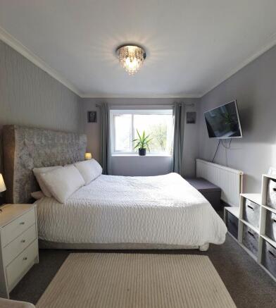 3 bed Semi-Detached for sale Image 9