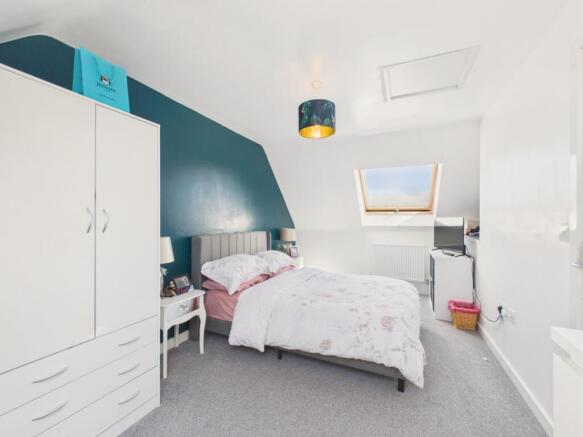 3 bed Terraced for sale Image 6