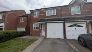 32, Birchley Park Avenue, Oldbury B69 2JN