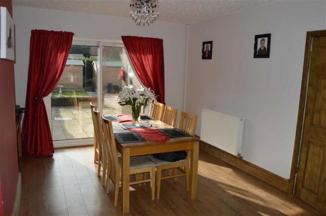 Lounge / dining room