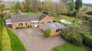 Birchwood, Colmworth Road, Bedford MK44 2BY