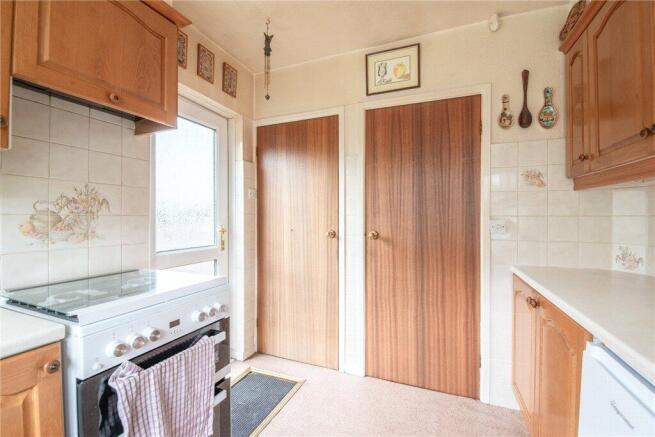 3 bed Semi-Detached for sale Image 9