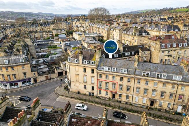 Flat 4, 2 Fountain Buildings, Walcot, Bath BA1 5DU