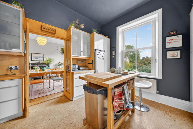 5 bed End of Terrace for sale Image 8