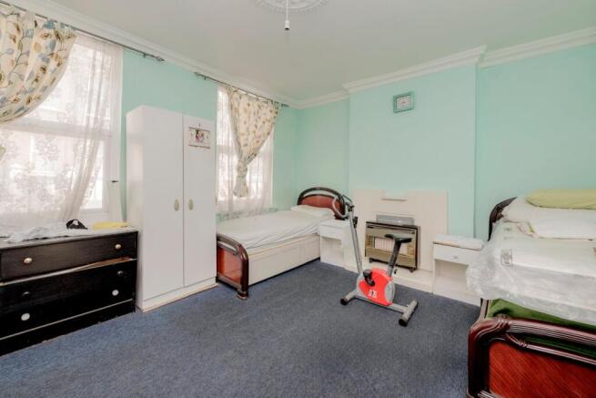 135 churchfield rd3061.jpg