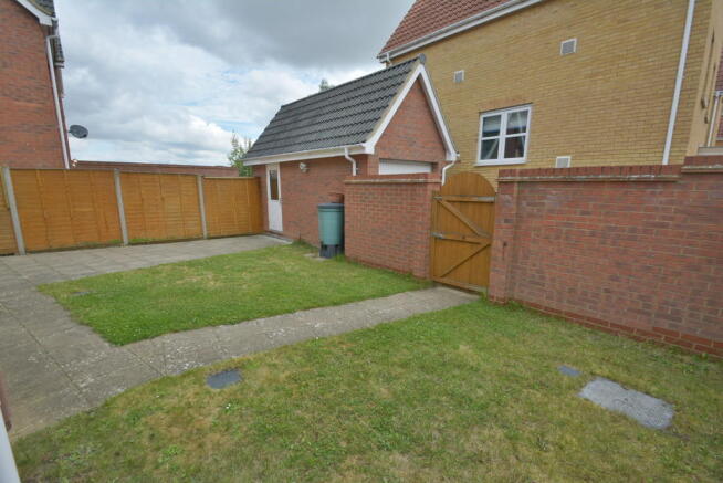 Photo 10