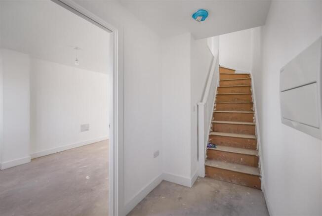 3 bed Semi-Detached for sale Image 4