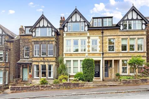 Harlow Moor Drive, Harrogate, HG2