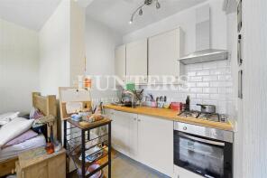 Flat B, 361, Ballards Lane, Finchley, London N12 8LJ