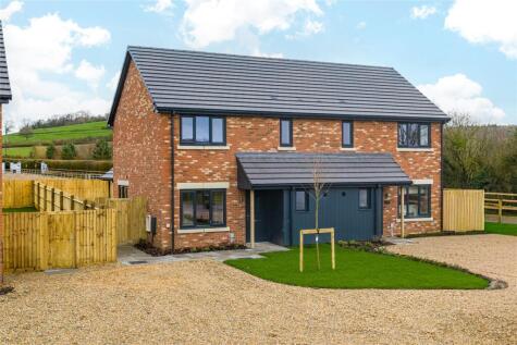 Raven Crescent, Westcott, Aylesbury, Buckinghamshire, HP18