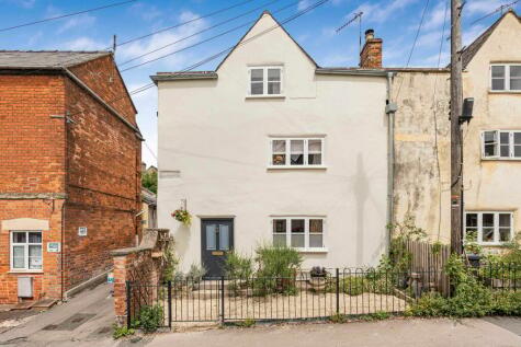 Middle Street, Stroud, GL5