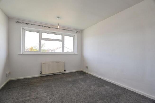 3 bed Semi-Detached for sale Image 8