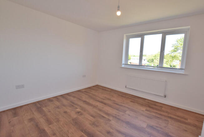 2 bed Semi-Detached for sale Image 9