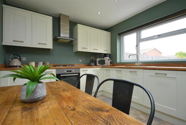 Kitchen / Diner