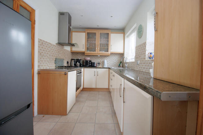 2 bed Detached Bungalow for sale Image 6