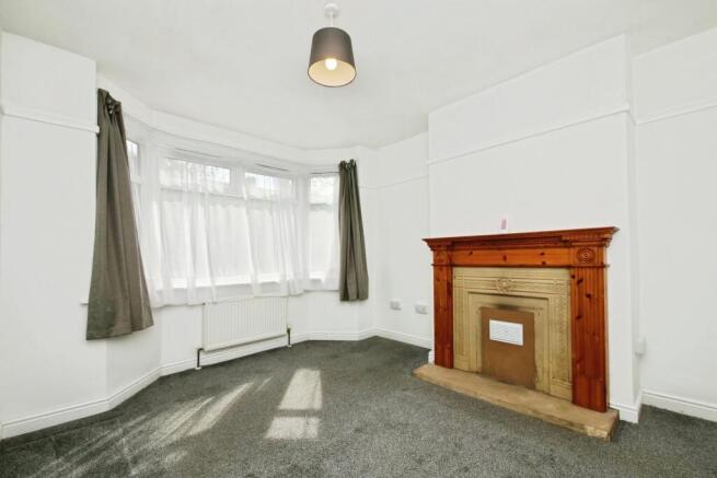 3 bed Semi-Detached for sale Image 6