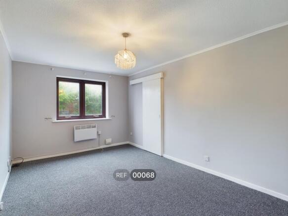 1 bed Apartment to rent Image 5