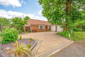 3, Ash Copse, St. Albans AL2 3YA