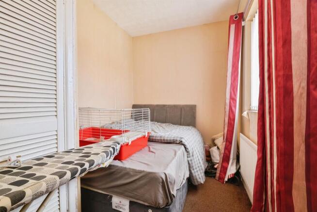 3 bed Semi-Detached for sale Image 11
