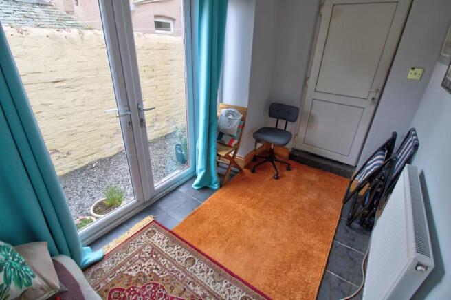 Utility/Breakfast Room