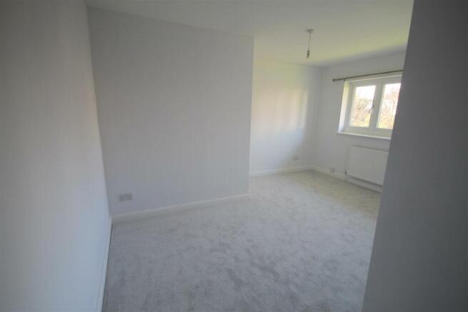 Bedroom 2.JPG