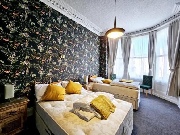 9 bed Terraced for sale Image 10