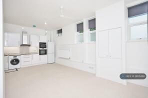 7, Norfolk Avenue, Tottenham, London N15 6JX