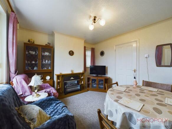 CAM01979G0-PR0212-STILL005.jpg